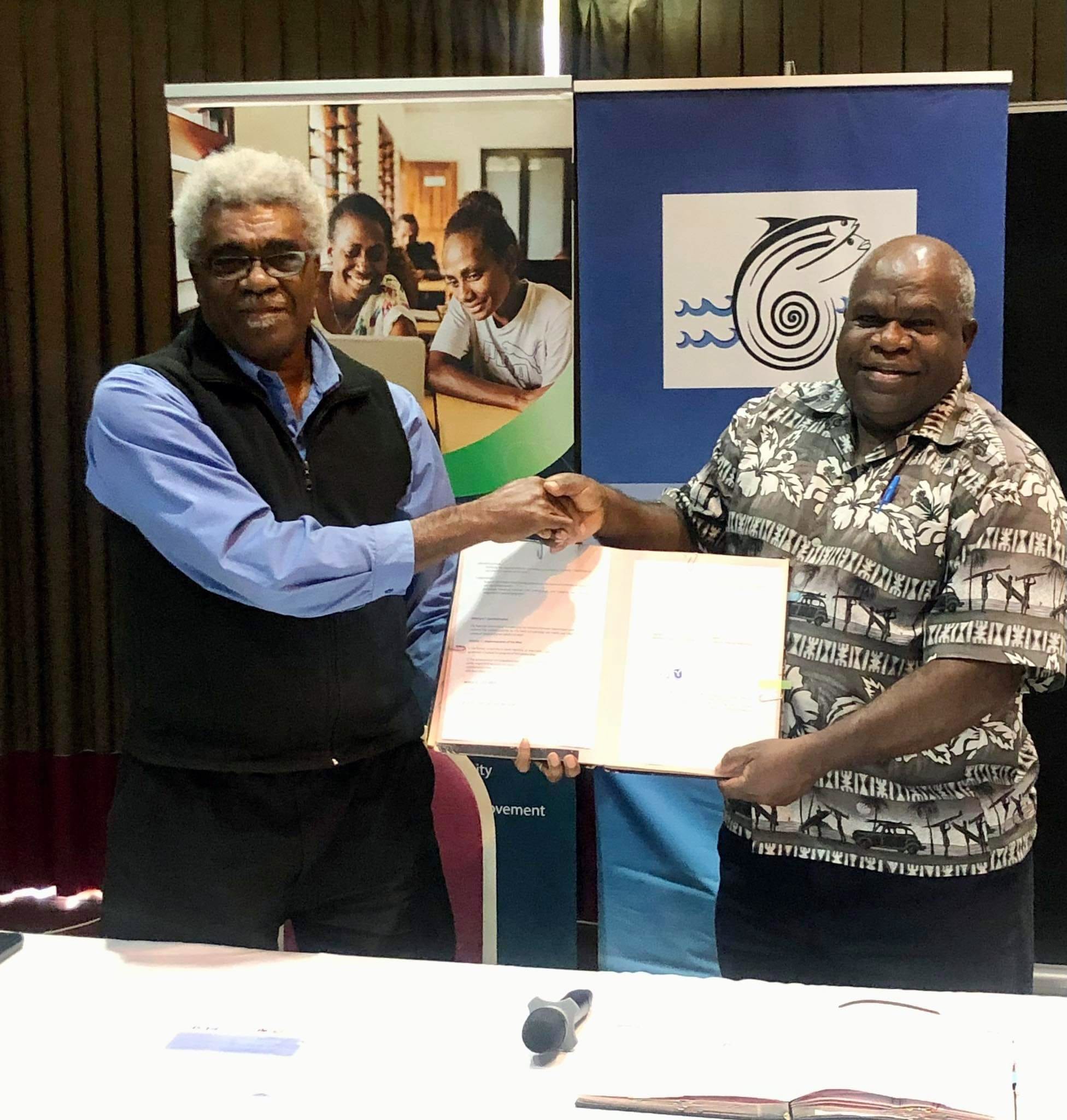 L&rsquo;UNV s&rsquo;associe au Département des Pêches de Vanuatu et au programme de l’USAID « OurFish OurFuture » pour la préservation des océans